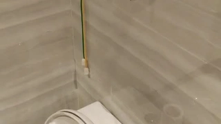 欧美日韩人妻激情-第一次与男友以外的男人在行使中车震!
