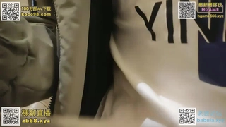 娇妻 雪白 呻吟-美女学生妹子是男友的乖母狗，戴着狗炼项圈乖乖让男友无套抽插~