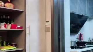 娇妻 雪白 呻吟-美女学生妹子是男友的乖母狗，戴着狗炼项圈乖乖让男友无套抽插~