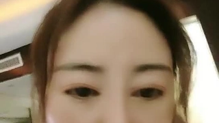 欧美日韩人妻激情-第一次与男友以外的男人在行使中车震!