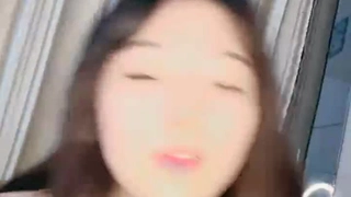 欧美日韩人妻激情-第一次与男友以外的男人在行使中车震!