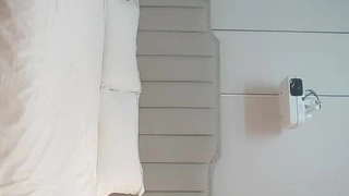 娇妻 雪白 呻吟-美女学生妹子是男友的乖母狗，戴着狗炼项圈乖乖让男友无套抽插~