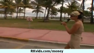 有希望的男人-爱玩游戏的女友-哥哥输了第三条腿就属于我的